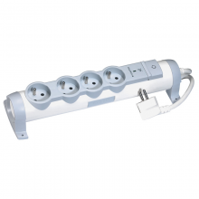 [500-95] BLOC MULTIPRISE LEGRAND AVEC PROTECTION 4X2P+T AVEC CABLE 1.5M 494-14